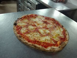 Pizza Margherita normale