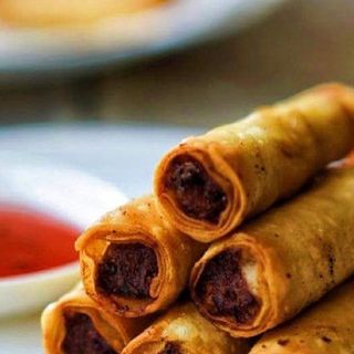 Prolećne rolnice sa pilece / CHICKEN SPRING ROLL ( 6 PCS)