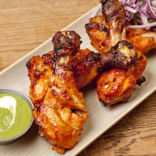 Tangdi Kabab (4 pieces) with Chips or Naan (Chicken Drumsticks)