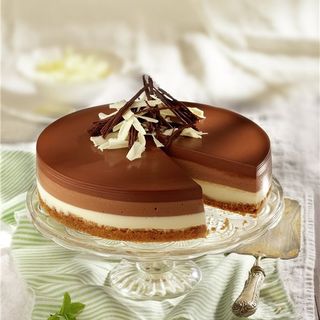 Tarta tres chocolates