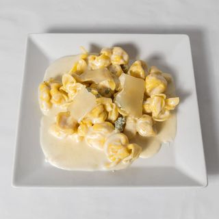 Fiocchi Relleno De Pera Y Queso