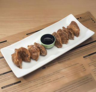 Auténticas Gyozas De Buey Asado (8 Uds.)