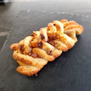 Treccia con noci pecan