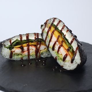 Суші-бургер з тигровою креветкою (240 г)