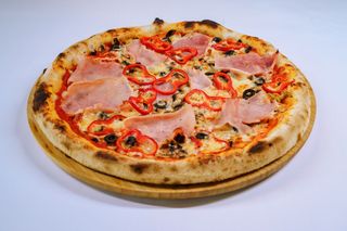 Pizza Capricioasa Ø32cm