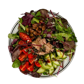 Салата с риба тон