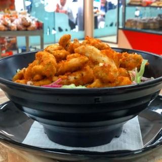 Ensalada de pollo crujiente calipan