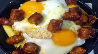 Huevos Estrellados Con Chistorra