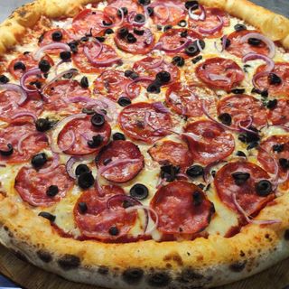 Пица Чоризо (1500г)