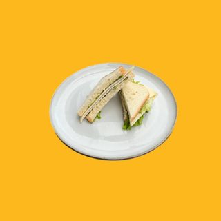 Kanapka trójkąt z szynką