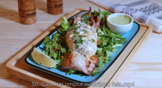 CALAMAR UMPLUT CU FETA NOU