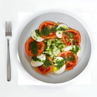 Моцарела Капрезе (395г)