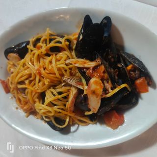 161 Tagliolini ai frutti di mare