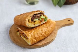 Донер говяжий  в батоне