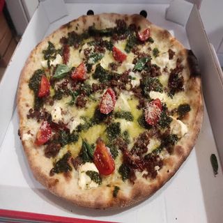 Pizza Pesto Casero