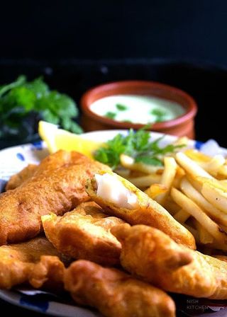 Fish pakora i frytki