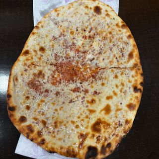 98. Keema naan ( contiene gluten)