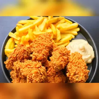 Meniu aripioare crispy cu maioneza si cartofi prajiti