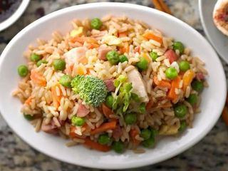 Pollo Con Verduras Y Arroz