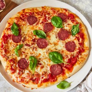 Pizza Salami 32 cm
