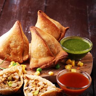 2 combo Samosas large