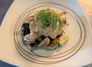 Piletina u kikiriki sosu