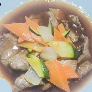 137 Vitello con verdure misto