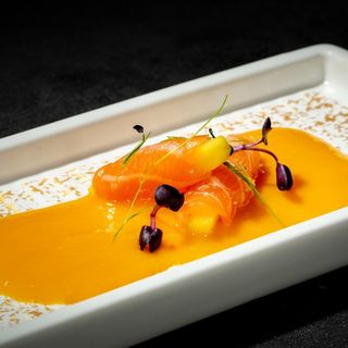 15. Sake rolls  2 pezzi