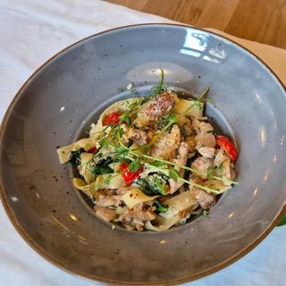 Tagliatelle z polędwiczką wieprzową