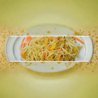 Curry rice noodles