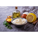 Майонеза домашно направена-(съставките са на заден фон)