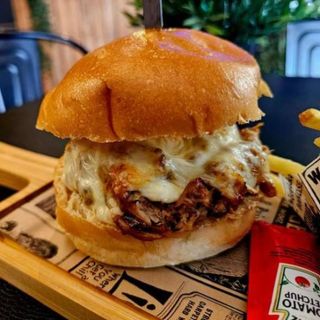 Hamburguesa Pulled Pork