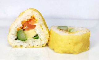 25. Futomaki akareta roll - 10 pezzi