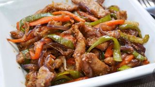 55. Ternera Con Verduras