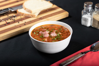 Ciorbă de Fasole cu Afumătură