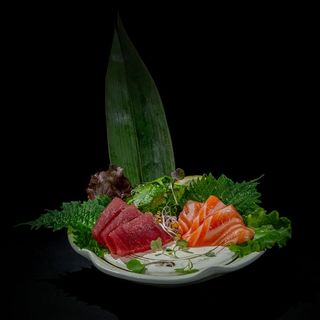 Sashimi De Atún Y Salmón (12 Uds.)