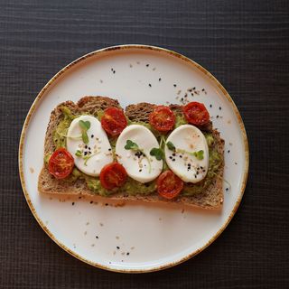 Tostada mediterranea