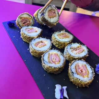 Roll Tempura Cachopo