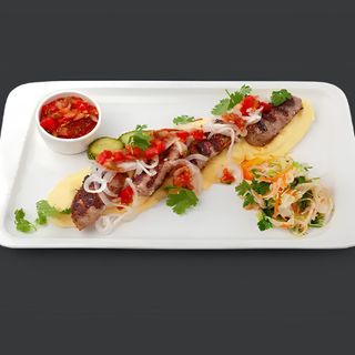 Кебаб мясной с овощами