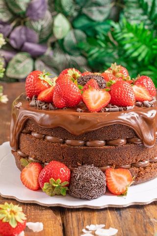 Fatia de Bolo de Brigadeiro Gourmet