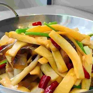 Hongo ostra rey picante 干锅杏鲍菇