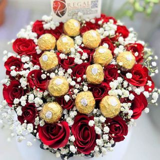Ferrero Rocher & Roses Box - Standard (24cm box)