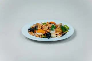 260. Скариди със зеленчуци