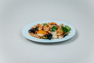 260. Скариди със зеленчуци