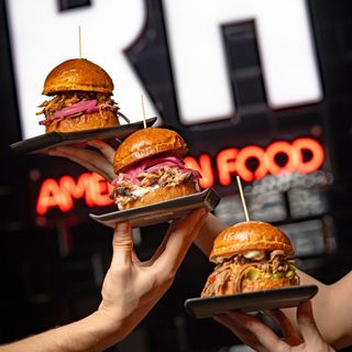 Pulled Chuck & Brisket Slider