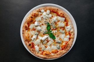 Pizza Quattro Formaggi (30 Cm.)