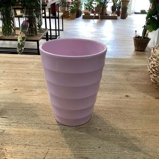 Maceta decorativa rosa