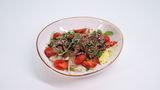 Салат с говядиной и овощами