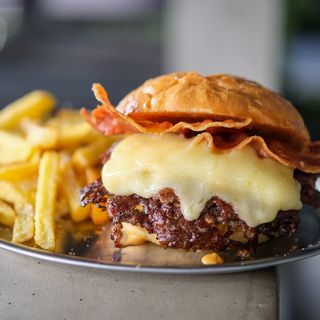 БУРГЕР ЧІЗІ-СМЕШ (315г/100г)