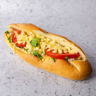 Sendvič sa pečenicom 320g